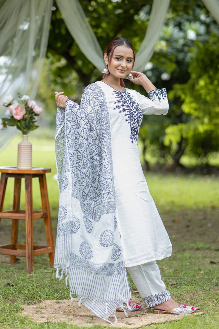 White Embroidered Viscose Rayon Blend Kurta Set with Pant & Dupatta