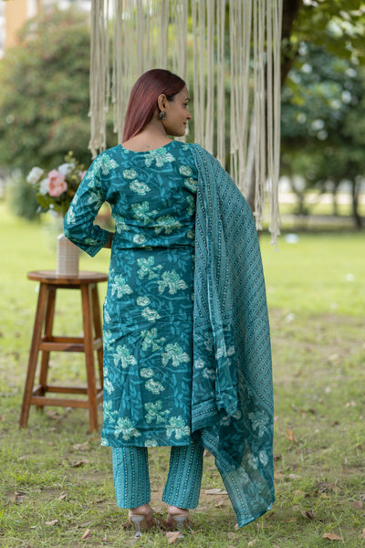 Green Cotton Printed Kurti with Embroidery on Neck and Mulmul Dupatta