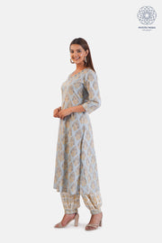 Women's Floral Print Kurta with Pants & Dupatta